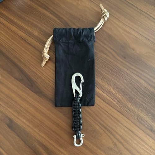DECI Carabiner Macrame KeychainOVY